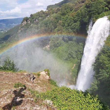 Хостел San Francesco Acquasparta Екстер'єр фото