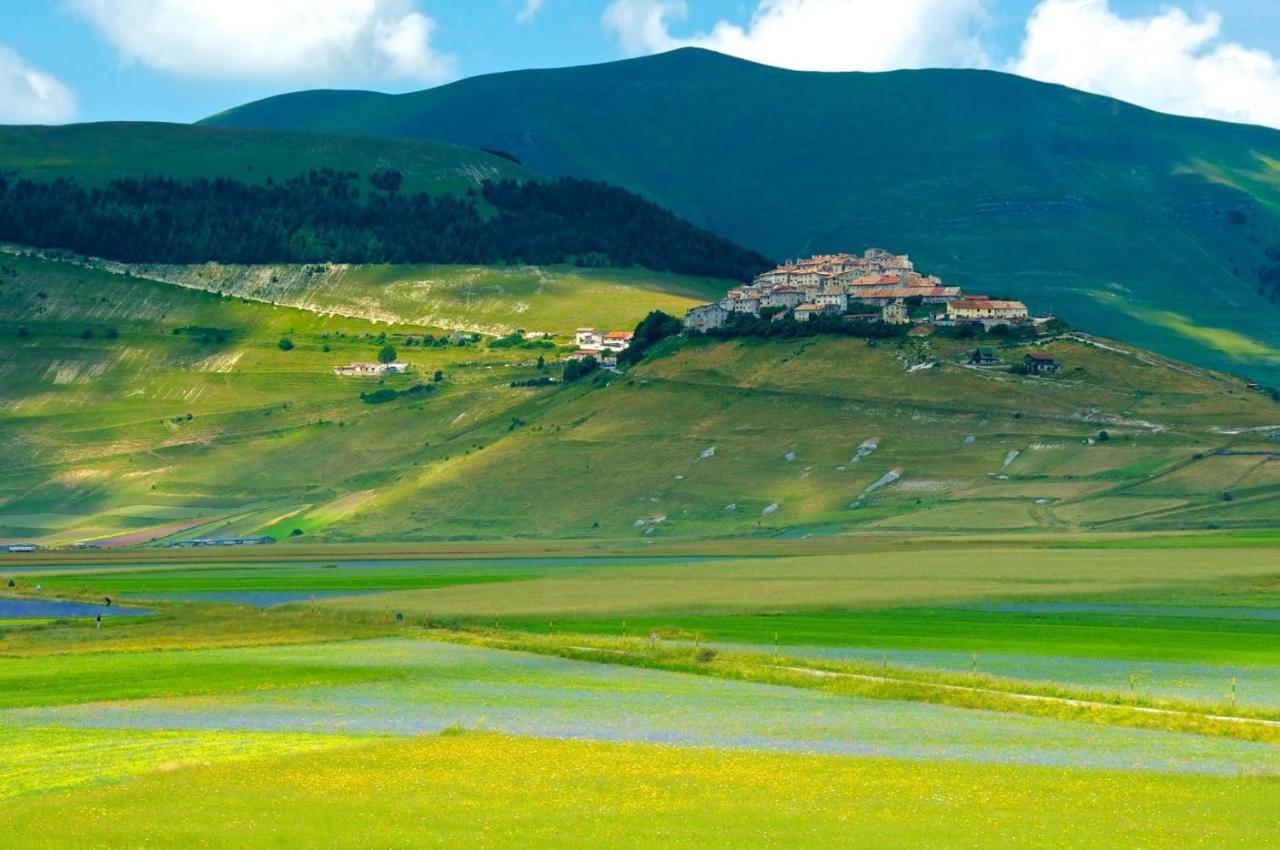 Хостел San Francesco Acquasparta Екстер'єр фото