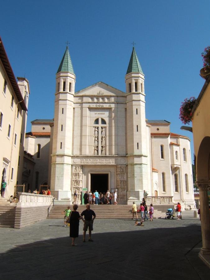 Хостел San Francesco Acquasparta Екстер'єр фото