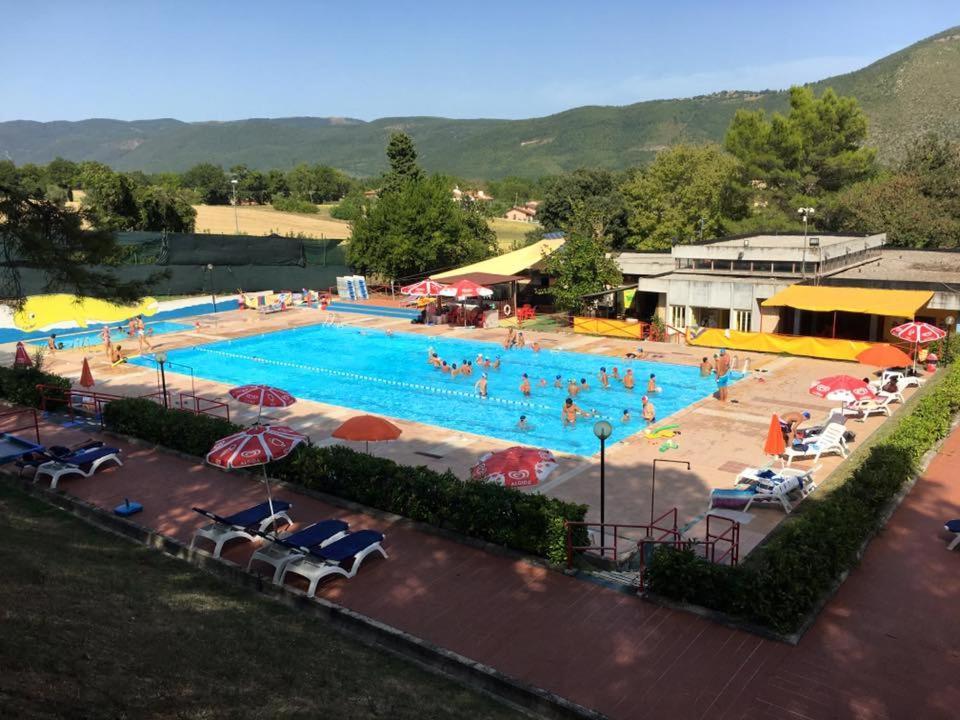 Хостел San Francesco Acquasparta Екстер'єр фото